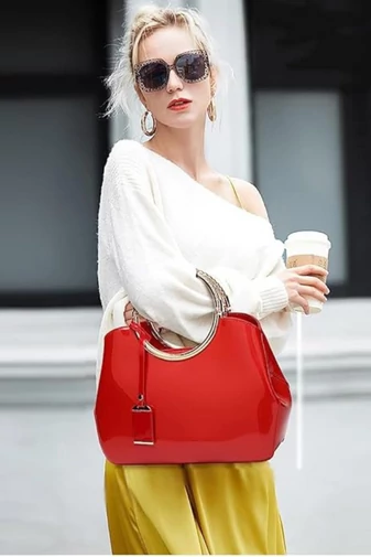 Bonluo červená elegantní kabelka/crossbody z lakovaného materiálu (28x10,5x22cm)